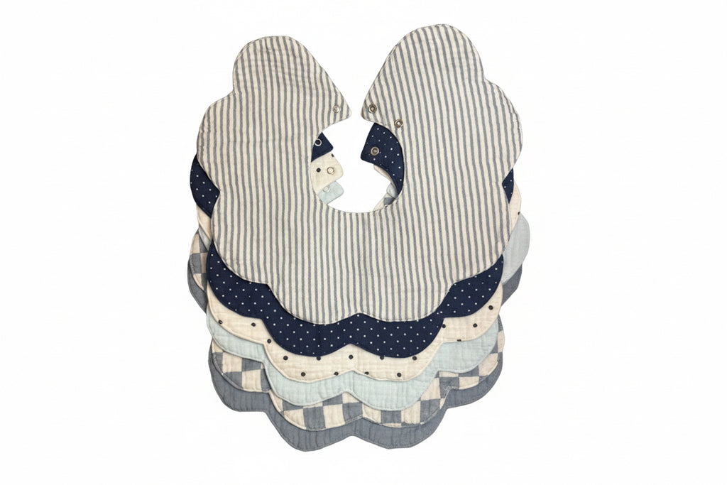 Scallop Bib - Boys