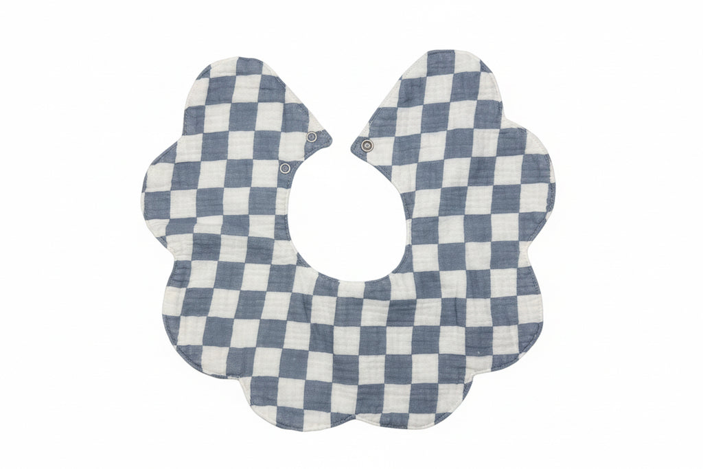 Scallop Bib - Boys